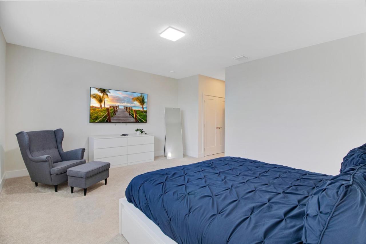Modern Townhouse Near Disney With Heated Pool Orlando Kültér fotó