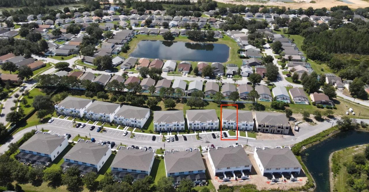Modern Townhouse Near Disney With Heated Pool Orlando Kültér fotó